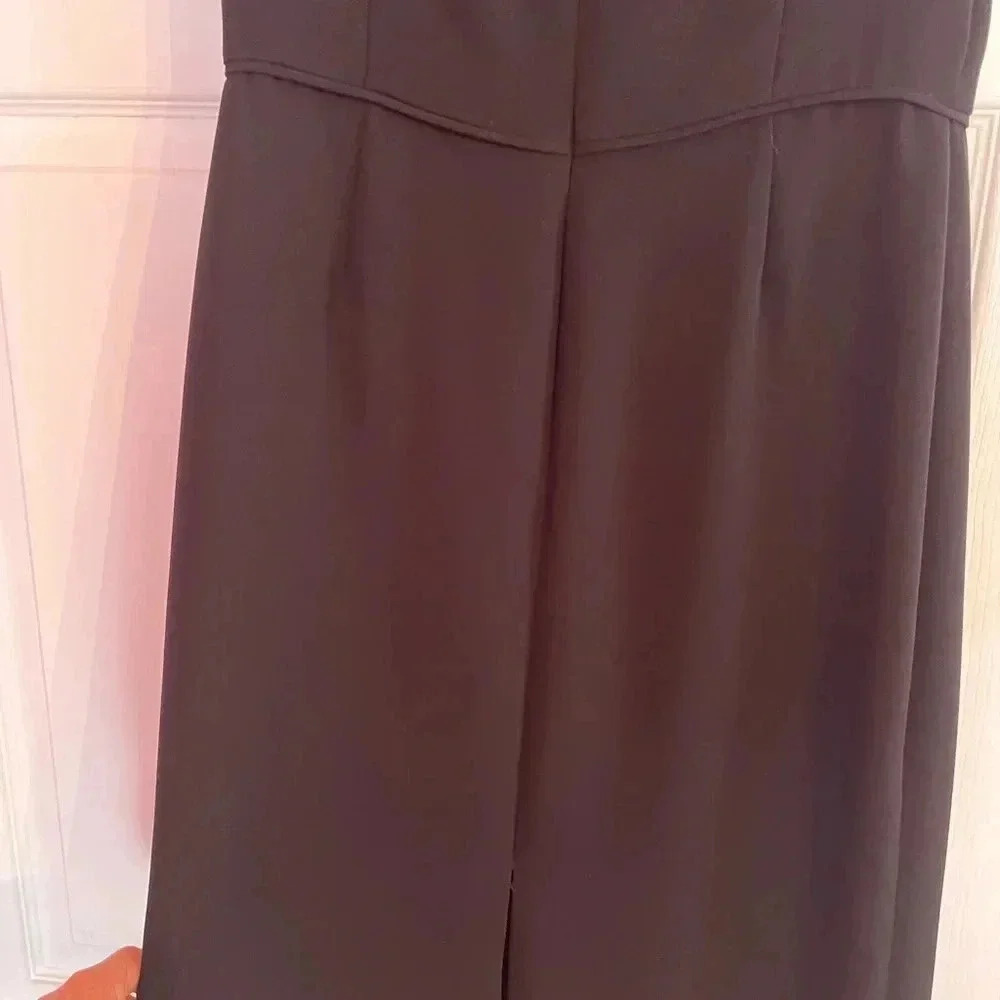 Tahari Dress. - Picture 6 of 6